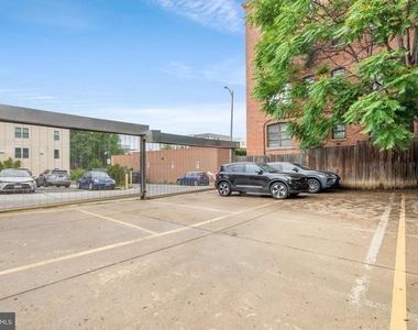 1354 Euclid Street Nw - Photo Thumbnail 26