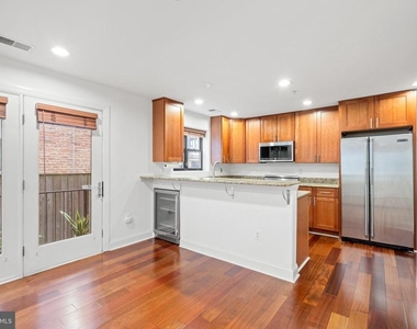1354 Euclid Street Nw - Photo Thumbnail 5