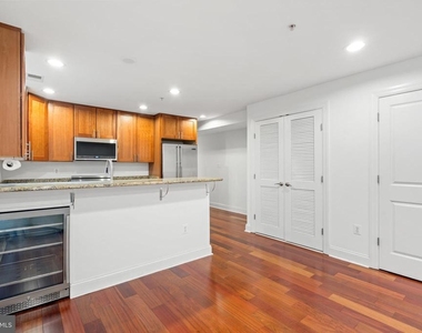 1354 Euclid Street Nw - Photo Thumbnail 9