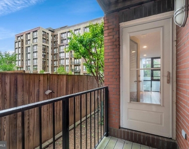 1354 Euclid Street Nw - Photo Thumbnail 14