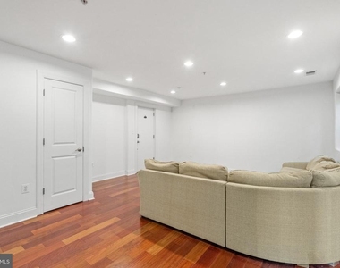 1354 Euclid Street Nw - Photo Thumbnail 4