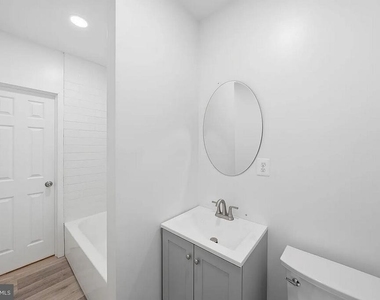 2032 North Capitol Street Nw - Photo Thumbnail 5