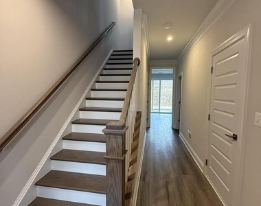 1362 Laconia Ln - Photo Thumbnail 1