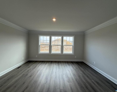 1362 Laconia Ln - Photo Thumbnail 12