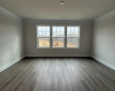 1362 Laconia Ln - Photo Thumbnail 16