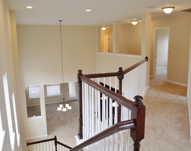 174 Spring Park Avenue - Photo Thumbnail 21