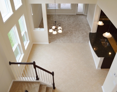 174 Spring Park Avenue - Photo Thumbnail 8