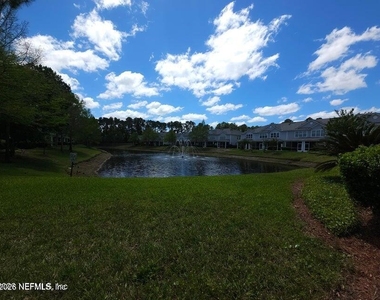 13366 Stone Pond Drive - Photo Thumbnail 3