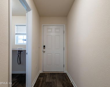 2446 Oak Stream Drive - Photo Thumbnail 3