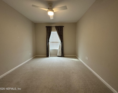 61 Pinebury Lane - Photo Thumbnail 14