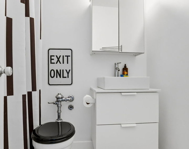 1450 E 55th Place - Photo Thumbnail 10