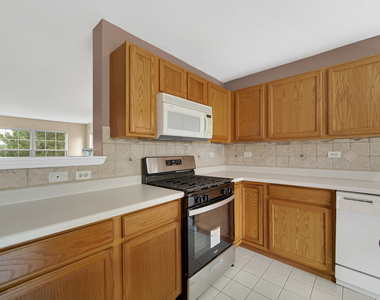 62 E Clare Court - Photo Thumbnail 6