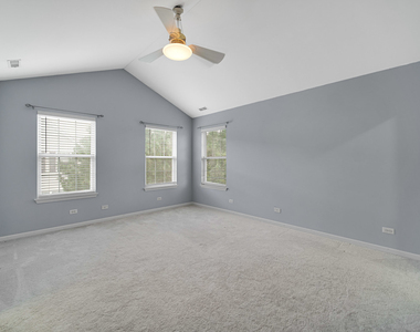 62 E Clare Court - Photo Thumbnail 17