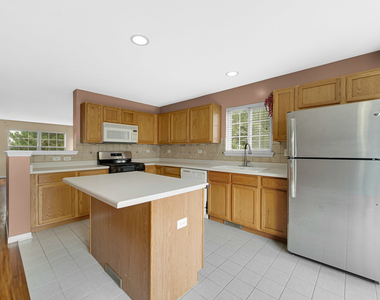 62 E Clare Court - Photo Thumbnail 4