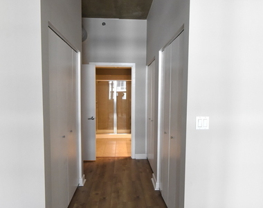 1305 S Michigan Avenue - Photo Thumbnail 13