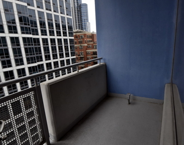 1305 S Michigan Avenue - Photo Thumbnail 19