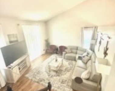 86 Newberry Court - Photo Thumbnail 1