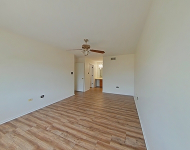 3524 Willowview Court - Photo Thumbnail 9