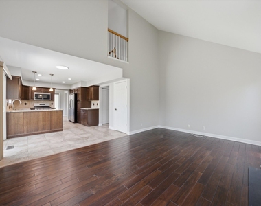 21854 W Kentwood Drive - Photo Thumbnail 11