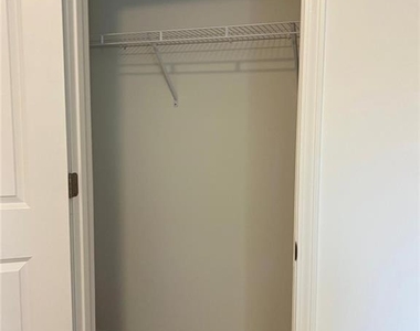 1391 Ben Park Way - Photo Thumbnail 19
