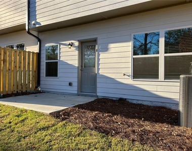 1391 Ben Park Way - Photo Thumbnail 29