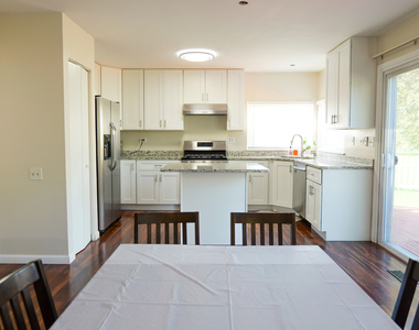 850 Indian Wells Circle - Photo Thumbnail 10