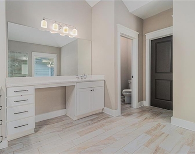 519 Holcomb Bridge Road - Photo Thumbnail 16