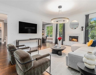 519 Holcomb Bridge Road - Photo Thumbnail 3