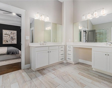 519 Holcomb Bridge Road - Photo Thumbnail 14