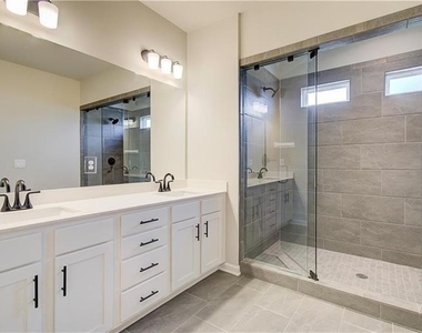 4654 Cypress Landing Way - Photo Thumbnail 15