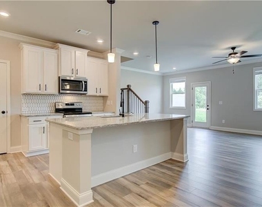 4654 Cypress Landing Way - Photo Thumbnail 2