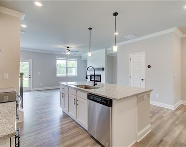 4654 Cypress Landing Way - Photo Thumbnail 6