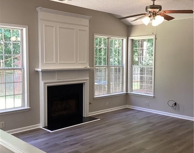 550 Ashland Parkway - Photo Thumbnail 13