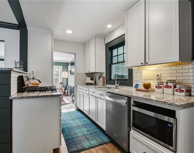 1189 Atlantic Drive Nw - Photo Thumbnail 9