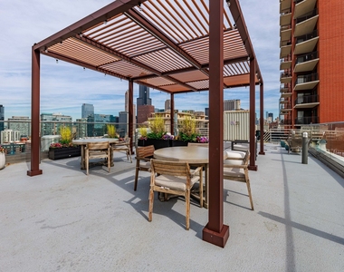 40 E 9th Street - Photo Thumbnail 17