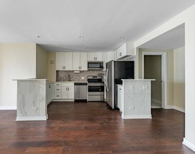 40 E 9th Street - Photo Thumbnail 5