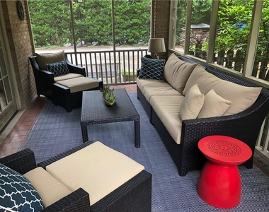2823 Ridge Valley Road Nw - Photo Thumbnail 13