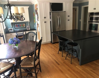 2823 Ridge Valley Road Nw - Photo Thumbnail 4