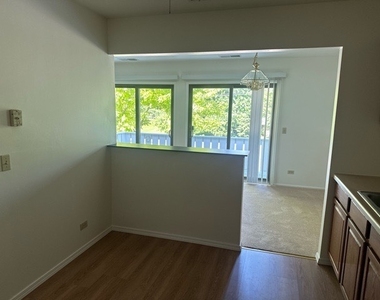 380 Heather Court - Photo Thumbnail 8
