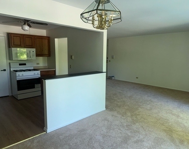 380 Heather Court - Photo Thumbnail 10