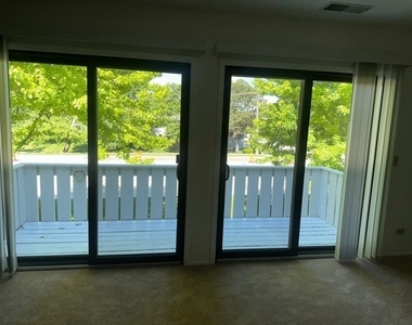 380 Heather Court - Photo Thumbnail 12