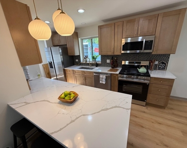 939 S Fletcher Drive - Photo Thumbnail 1