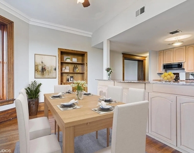 559 W Surf Street - Photo Thumbnail 4