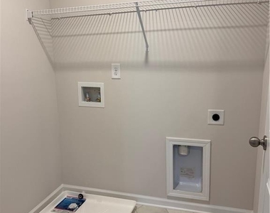 273 Bloomfield Circle - Photo Thumbnail 24
