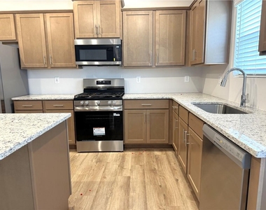273 Bloomfield Circle - Photo Thumbnail 9