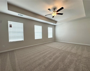 273 Bloomfield Circle - Photo Thumbnail 14