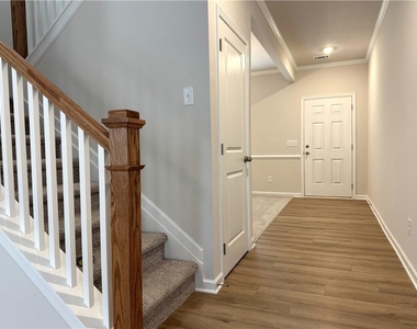 273 Bloomfield Circle - Photo Thumbnail 13