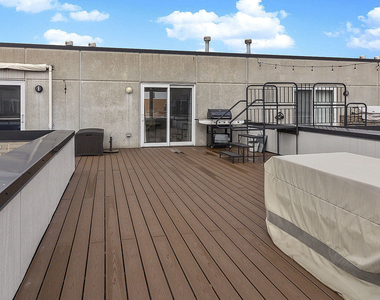 1244 W Cottage Place - Photo Thumbnail 16