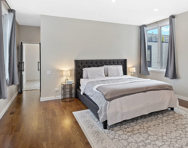 1244 W Cottage Place - Photo Thumbnail 5
