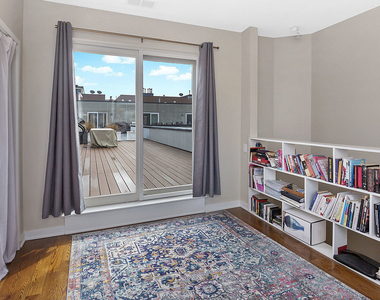 1244 W Cottage Place - Photo Thumbnail 9